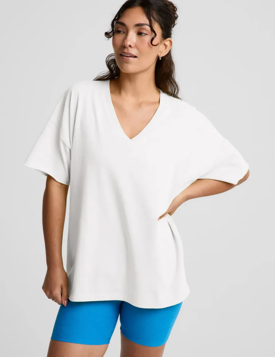 Beyond Yoga SoftKnit Better Than Ever Oversized V-Neck t-shirt Crisp White