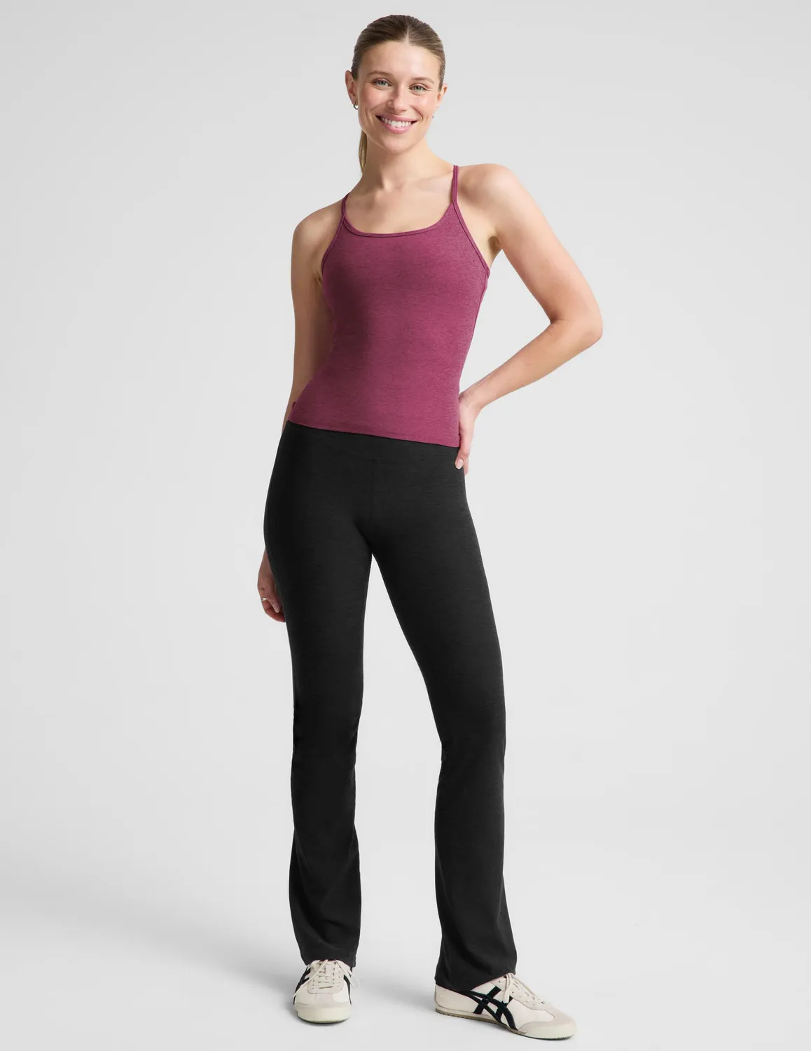 Beyond Yoga Spacedye Slim Racerback Tank linne Pomegranate Heather inbyggd bh
