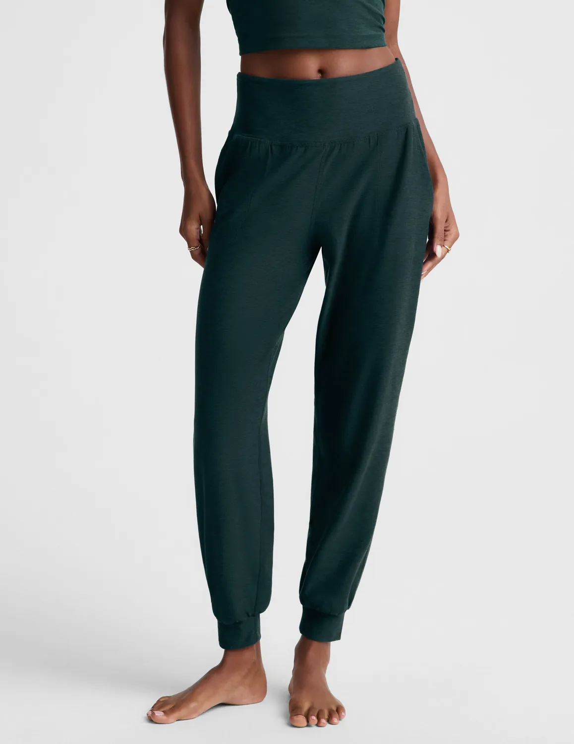 Beyond Yoga Midweight Spacedye Midi Jogger joggerbyxor Dark Ivy Heather