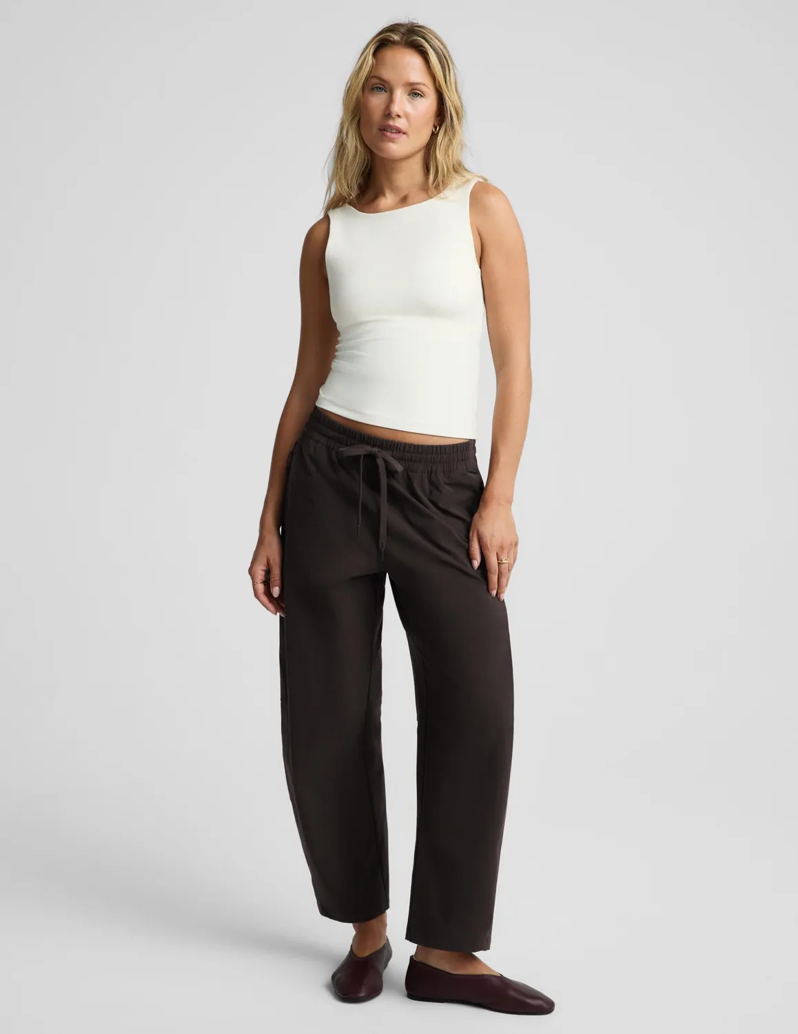 Beyond Yoga Smooth It Over Classic Tank träningslinne beige