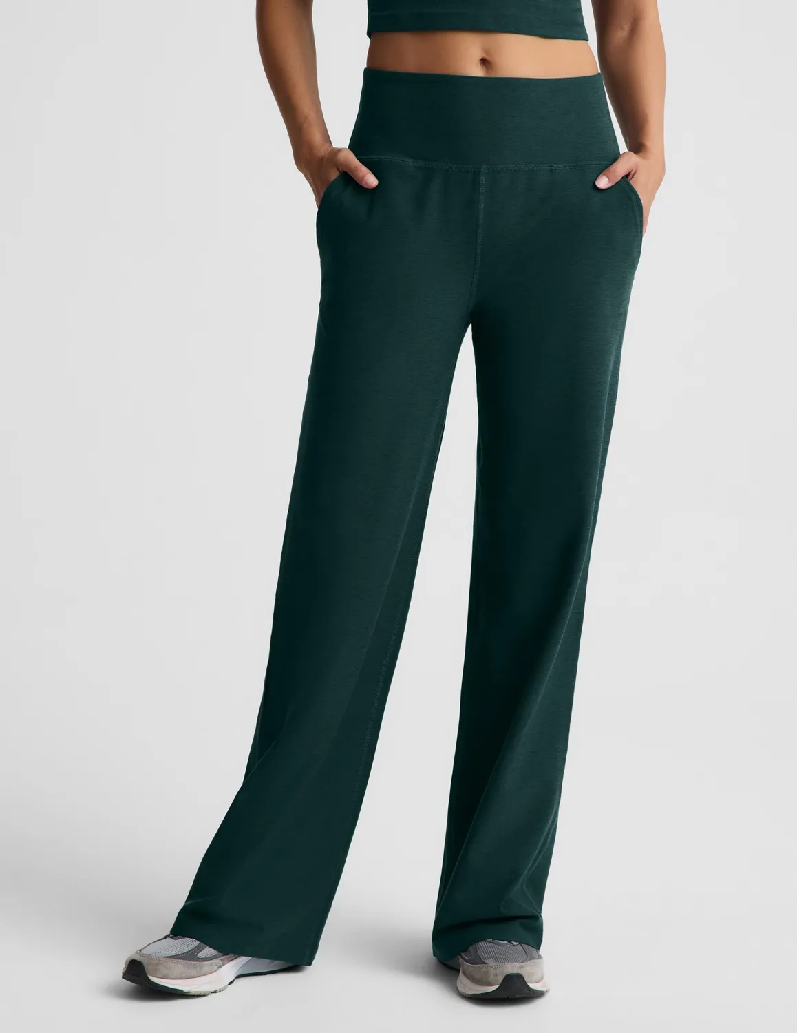 Beyond Yoga Spacedye Laid Back Wide Leg Pant 29" träningsbyxor Dark Ivy Heather vida