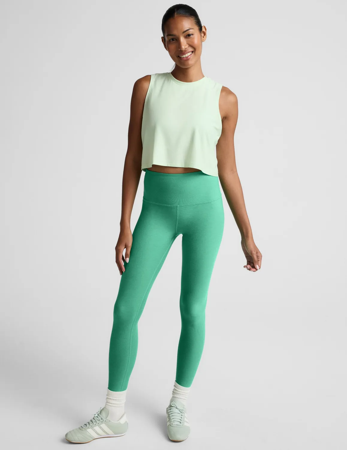 Beyond Yoga Featherweight Minimal Cropped Tank linne Airy Green Heather lös