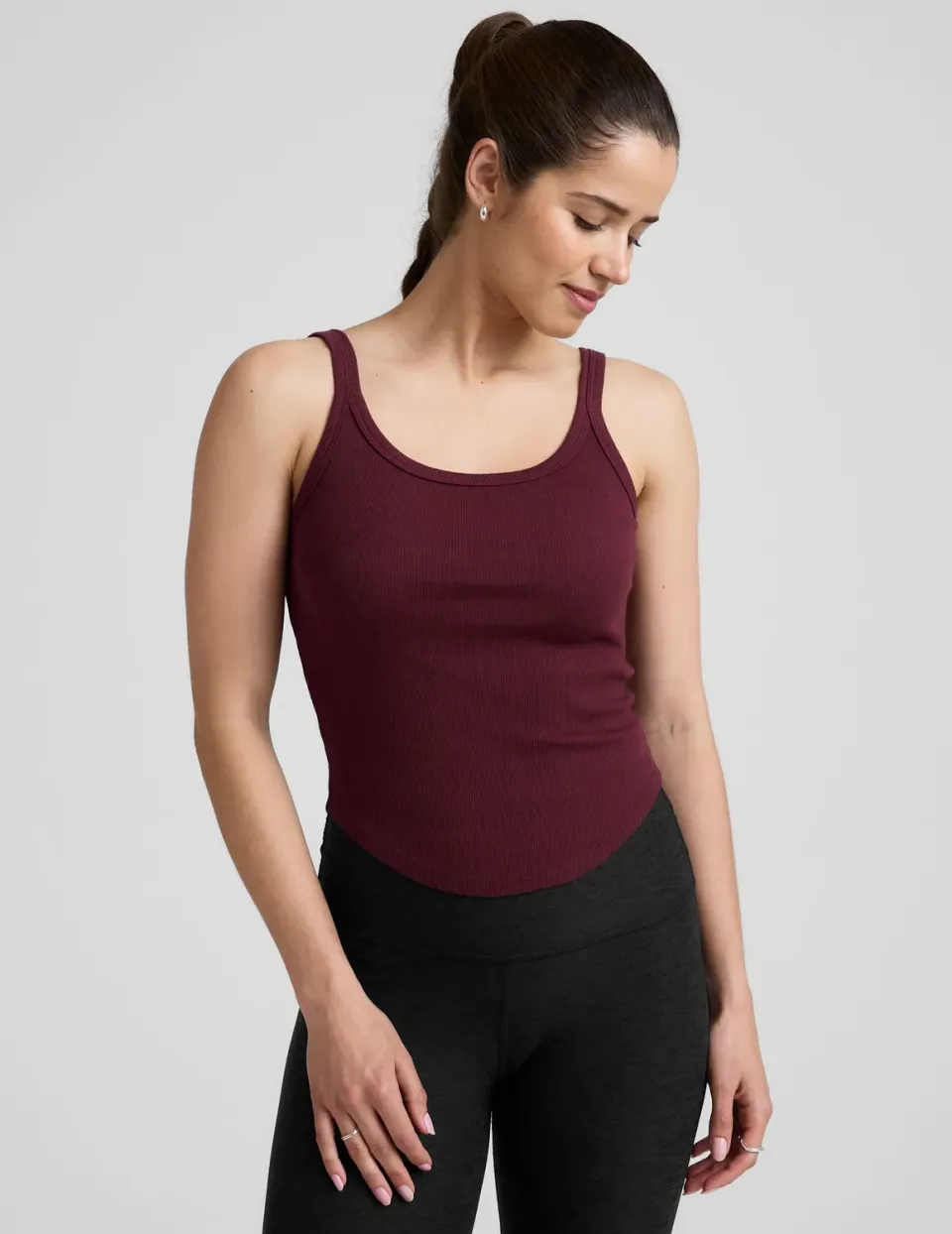 Beyond Yoga Rib Classic Tank linne Dark Cherry tight ribbad
