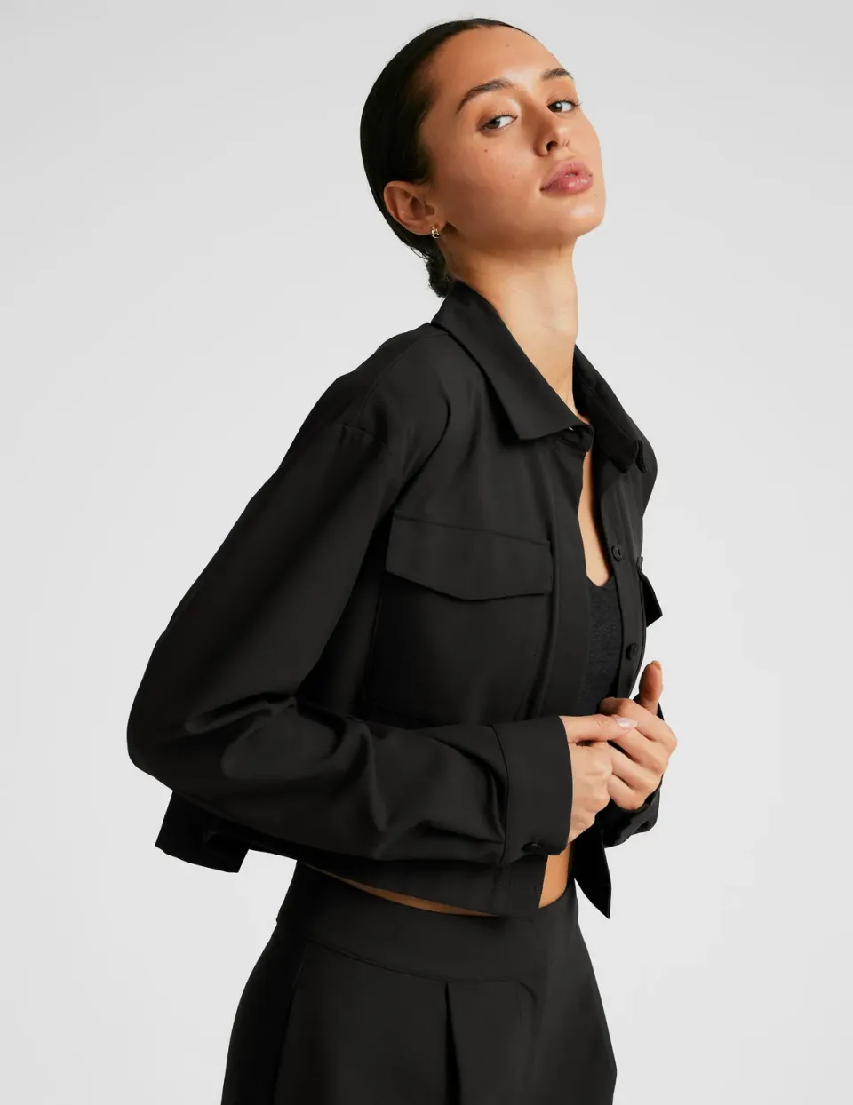 Beyond Yoga Midtown Cropped jacka svart avslappnad
