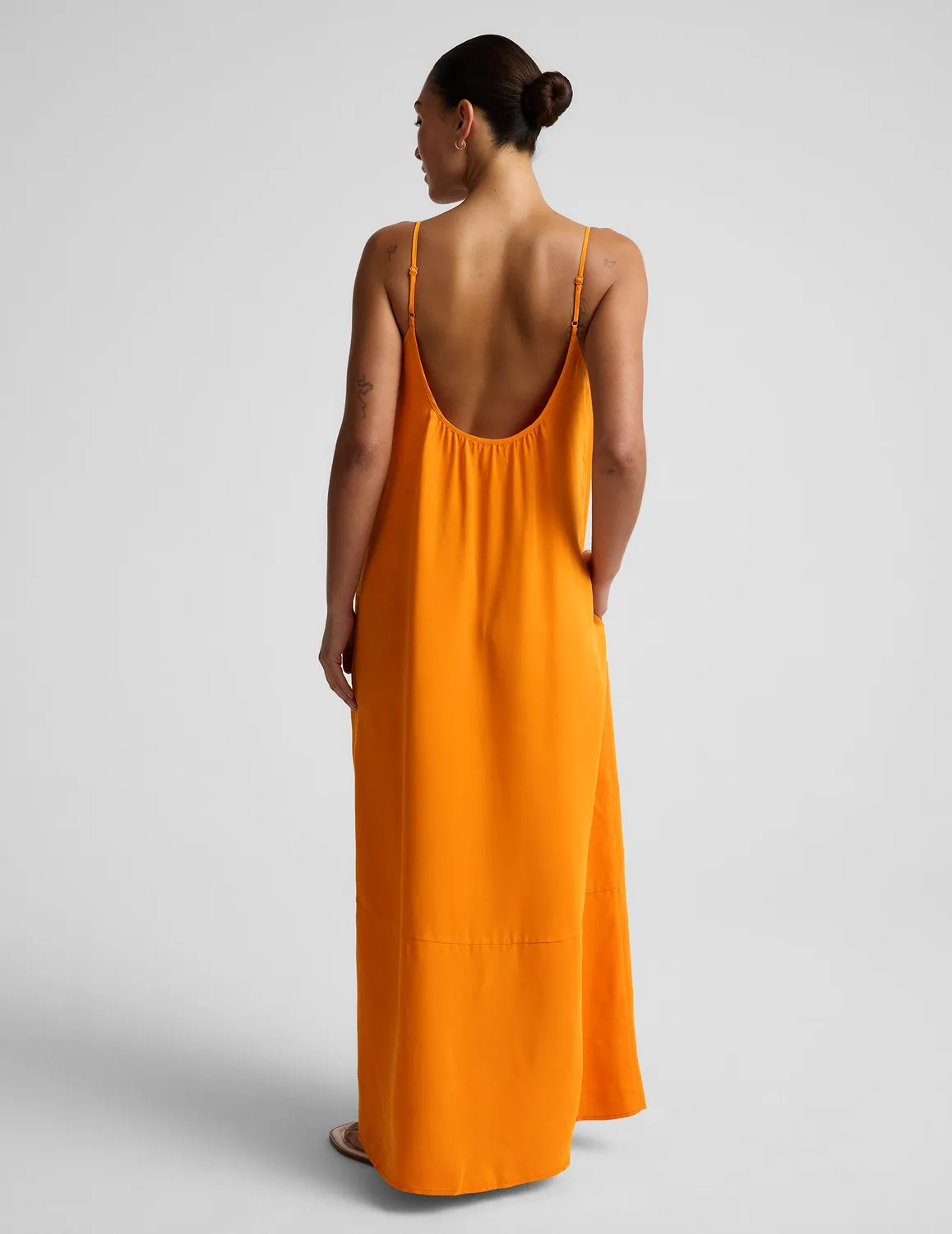 Beyond Yoga Sunkissed Cupro maxiklänning Bright Citrus gul