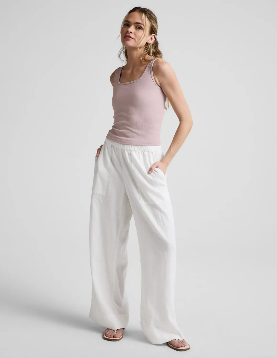 Beyond Yoga Keep It Cool Midlength Tank linne Blush Blooms kylande