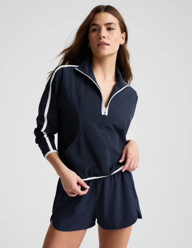 Beyond Yoga Stretch Woven Course Contrast pullover marinblå/vit