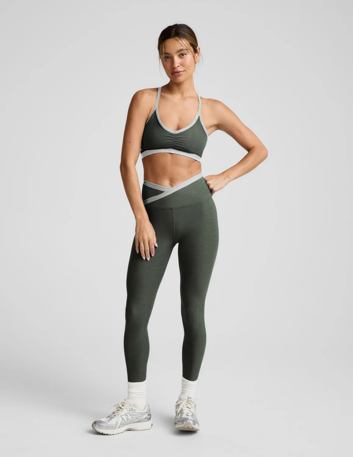 Beyond Yoga Spacedye Outlines Strappy Bra träningsbh Dusty Forest racerback