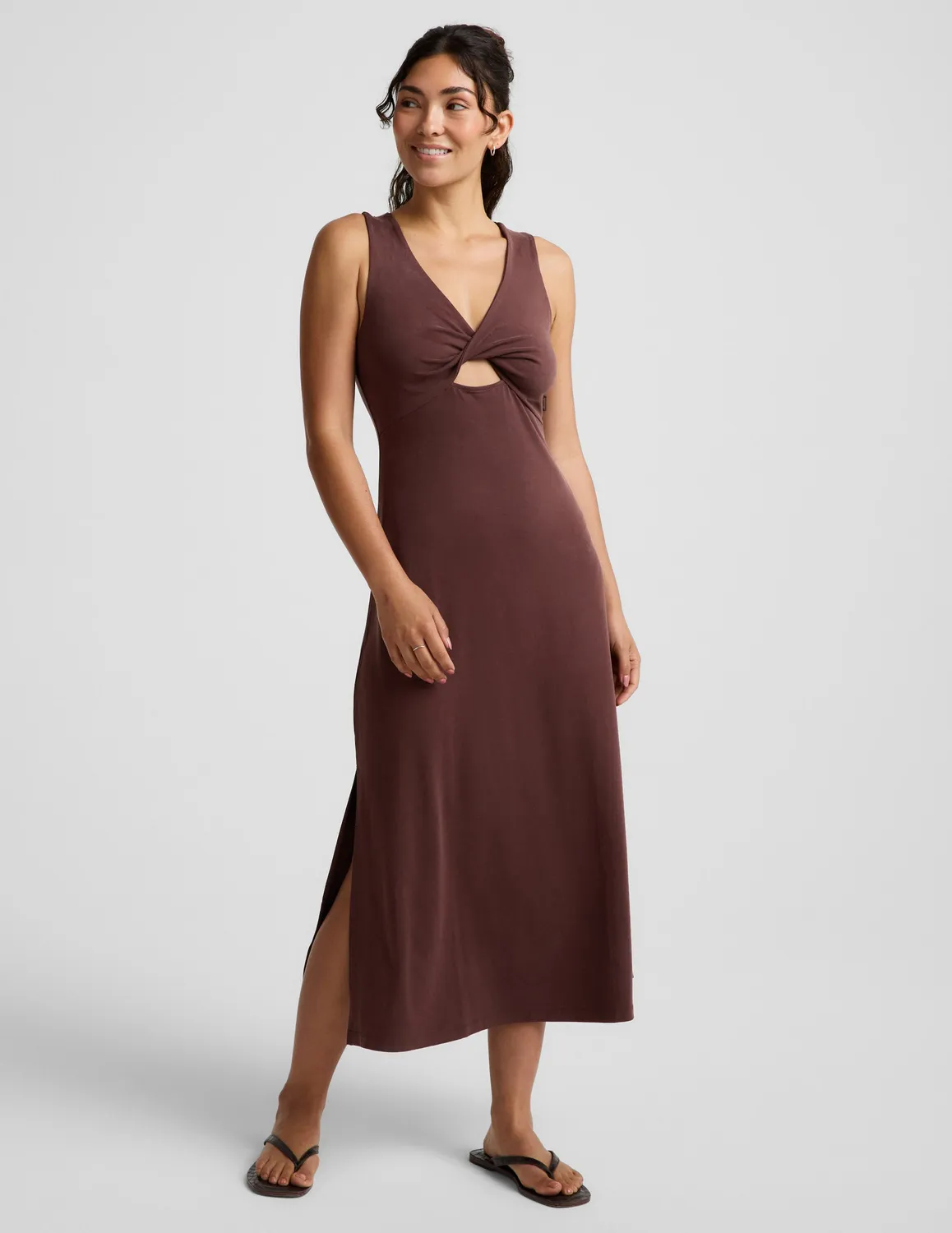 Beyond Yoga Twist Cutout Midi Dress klänning Iced Mocha slim fit