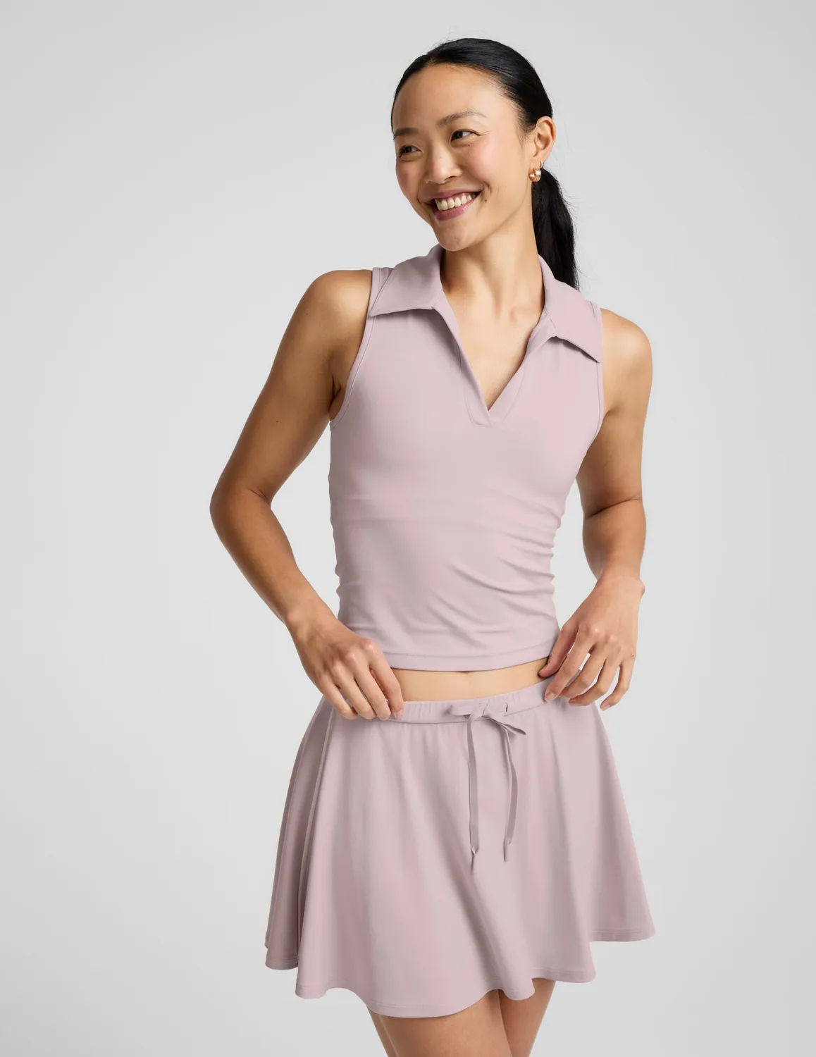 Beyond Yoga Sport Active Polo Tank linne Blush Blooms inbyggd BH