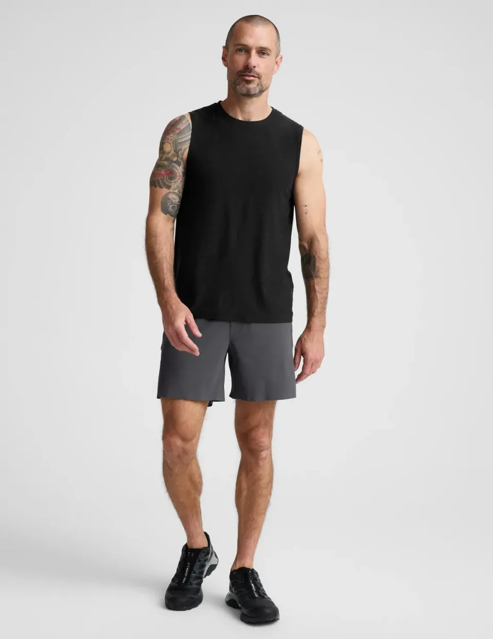 Beyond Yoga WarpLite Range Lined Short 6" shorts grå innernät