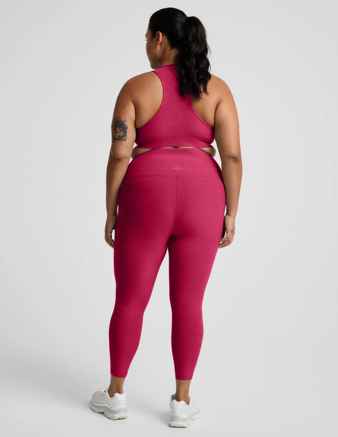 Beyond Yoga Spacedye Caught In The Midi High Waisted tights Berry Red mjuk