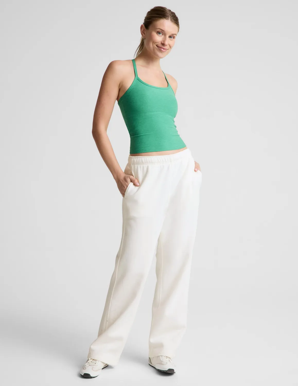 Beyond Yoga Spacedye Slim Racerback Midway linne Bright Emerald