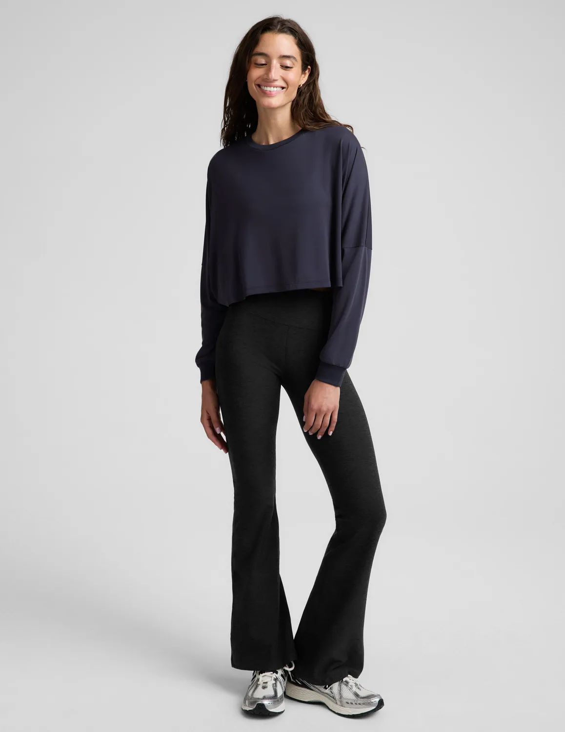 Beyond Yoga Studio Luxe Cropped träningströja marinblå relaxed