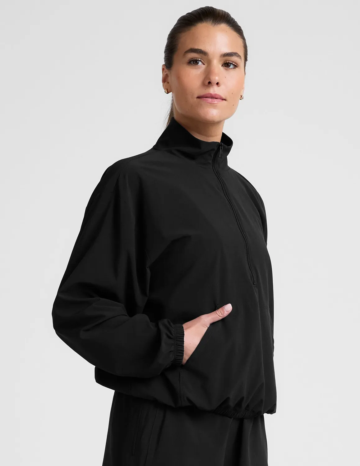 Beyond Yoga Stretch Woven In Stride Half Zip träningströja True Black