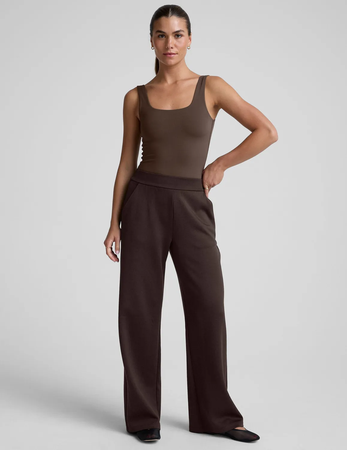 Beyond Yoga In The Flow vida byxor Dark Chocolate ficka