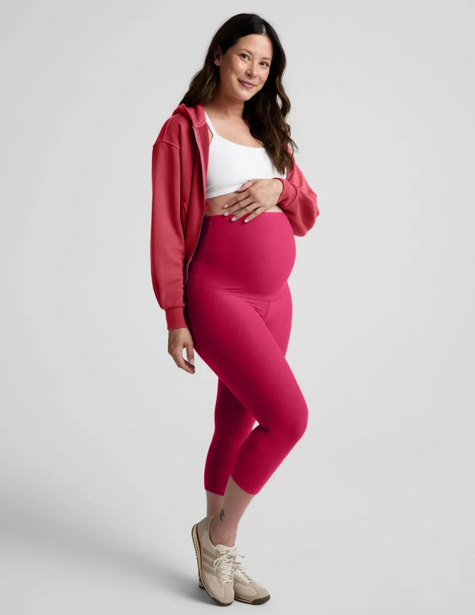 Beyond Yoga Spacedye Love The Bump capri leggings berry red gravid