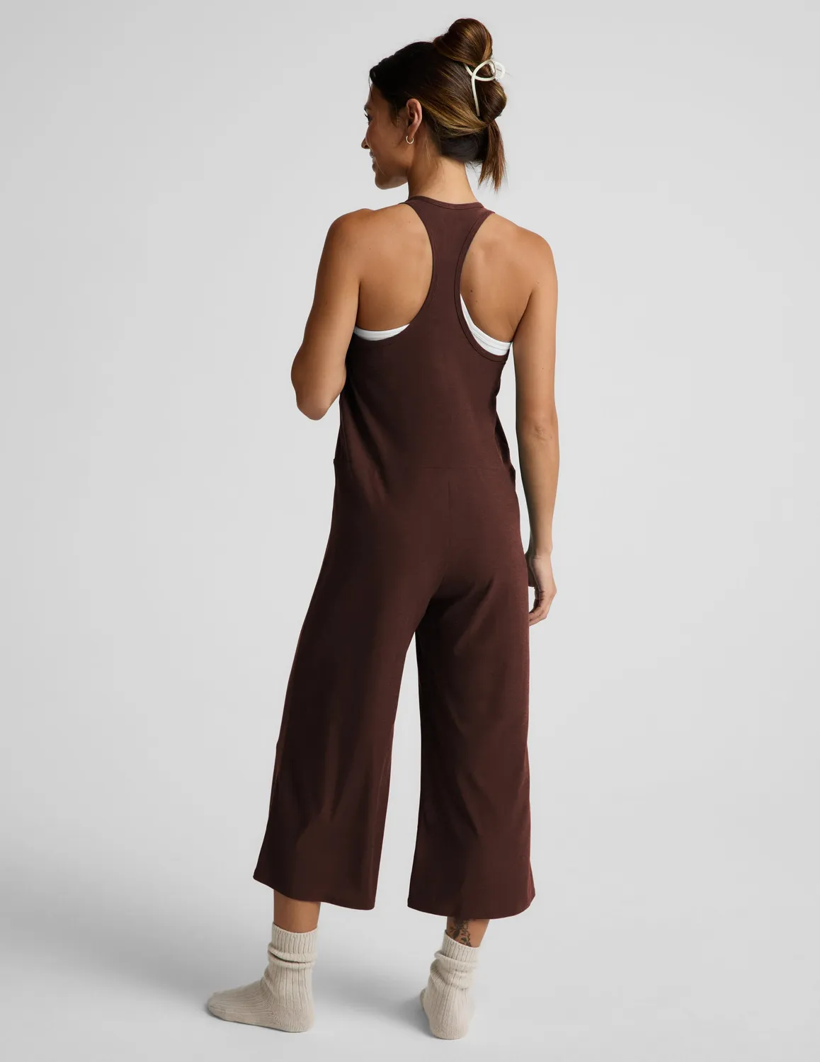 Beyond Yoga Featherweight Hang Loose Jumpsuit Iced Mocha beige