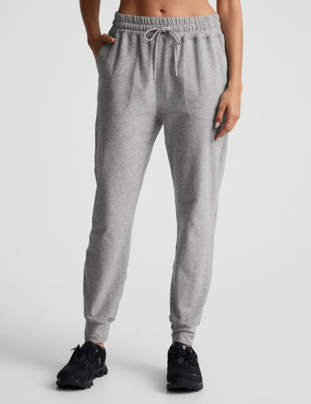 Beyond Yoga Spacedye Commuter Midi Jogger silver mist smal