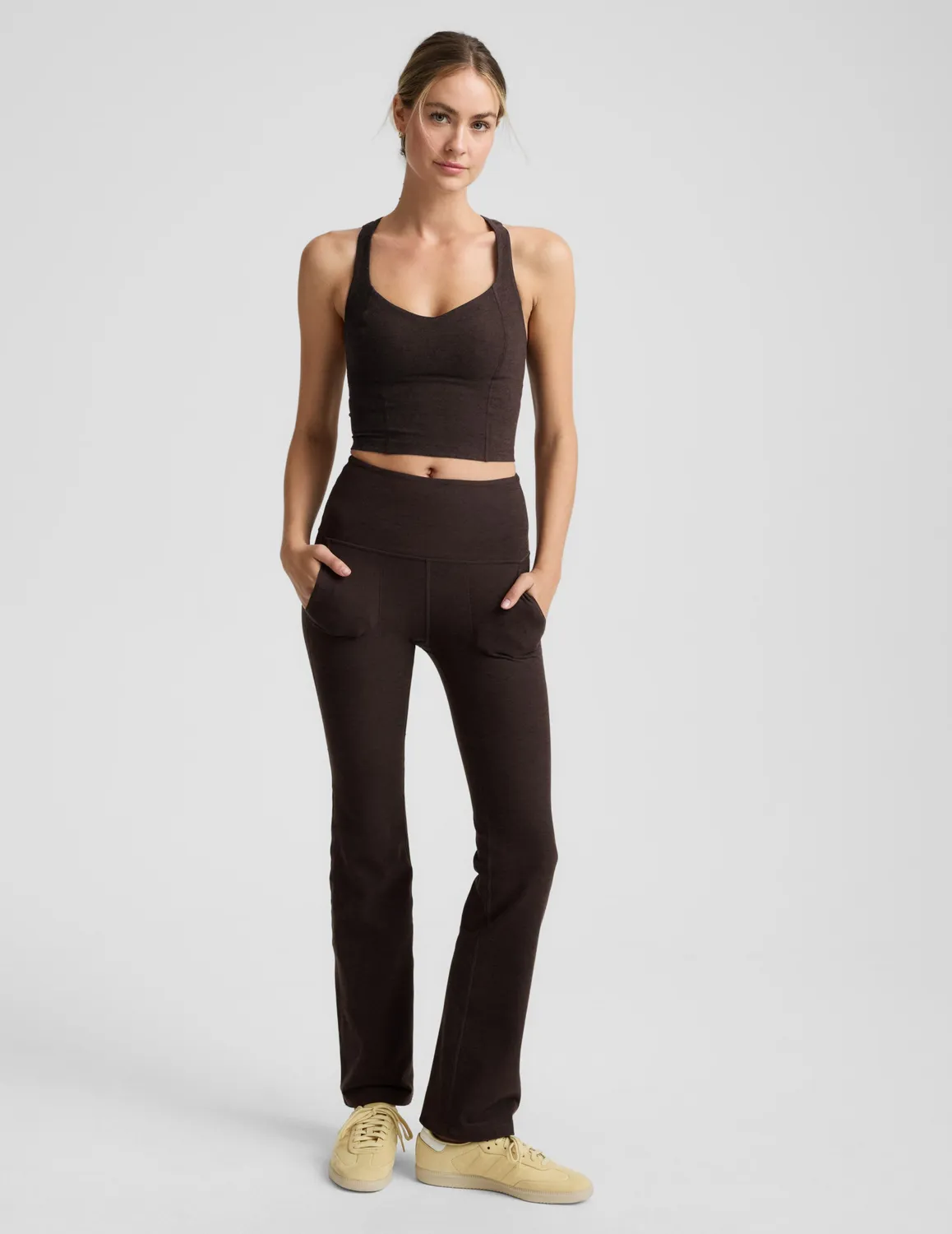 Beyond Yoga Spacedye Intensity Racerback Cropped Tank linne dark chocolate stöd