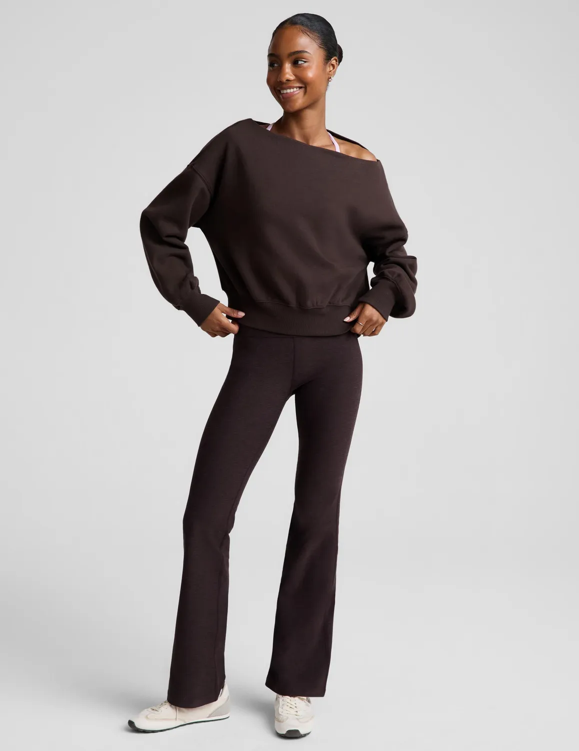 Beyond Yoga LuxeFleece 2.0 Off The Shoulder tröja Dark Chocolate bomull