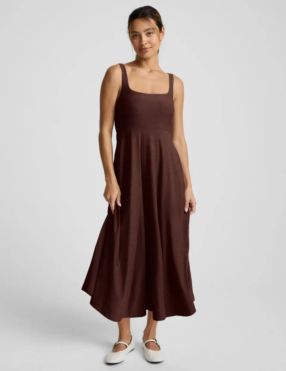 Beyond Yoga Featherweight At The Ready Square Neck klänning Iced Mocha Heather mjuk