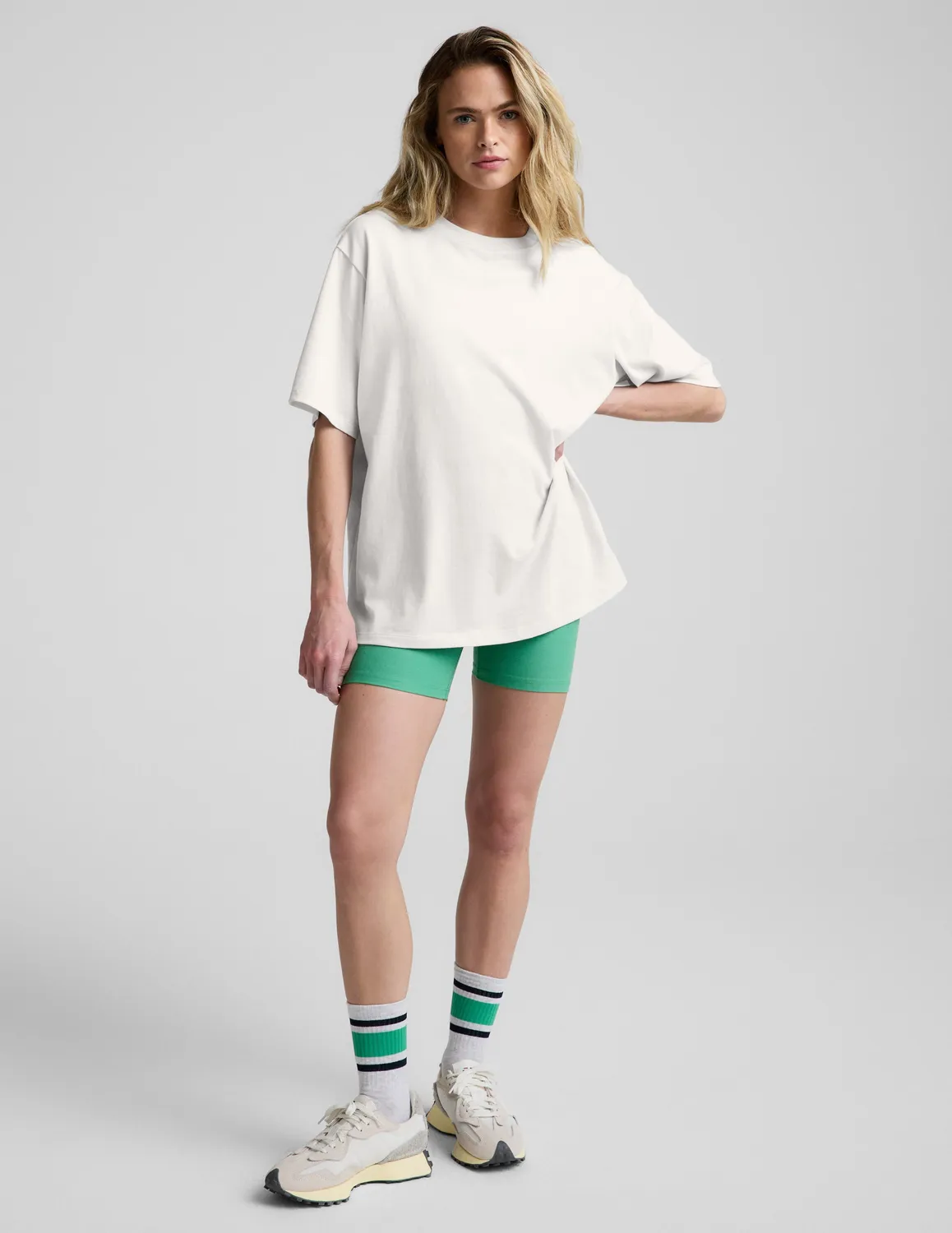 Beyond Yoga SoftKnit Better Than Ever Oversized Cotton Tee t-shirt vit dam