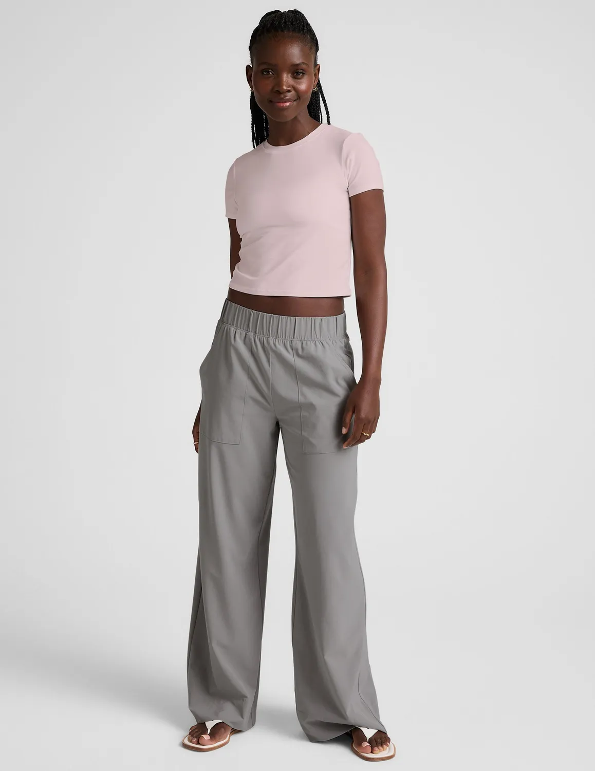 Beyond Yoga Featherweight Cropped Baby Tee Pale Pink Heather rosa
