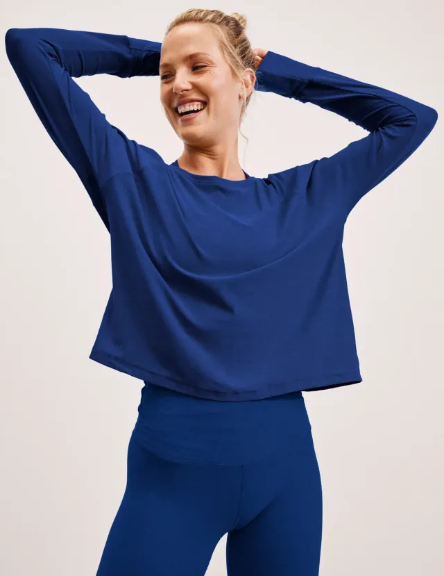 Beyond Yoga Featherweight Daydreamer Pullover långärmad topp marine blue tunn