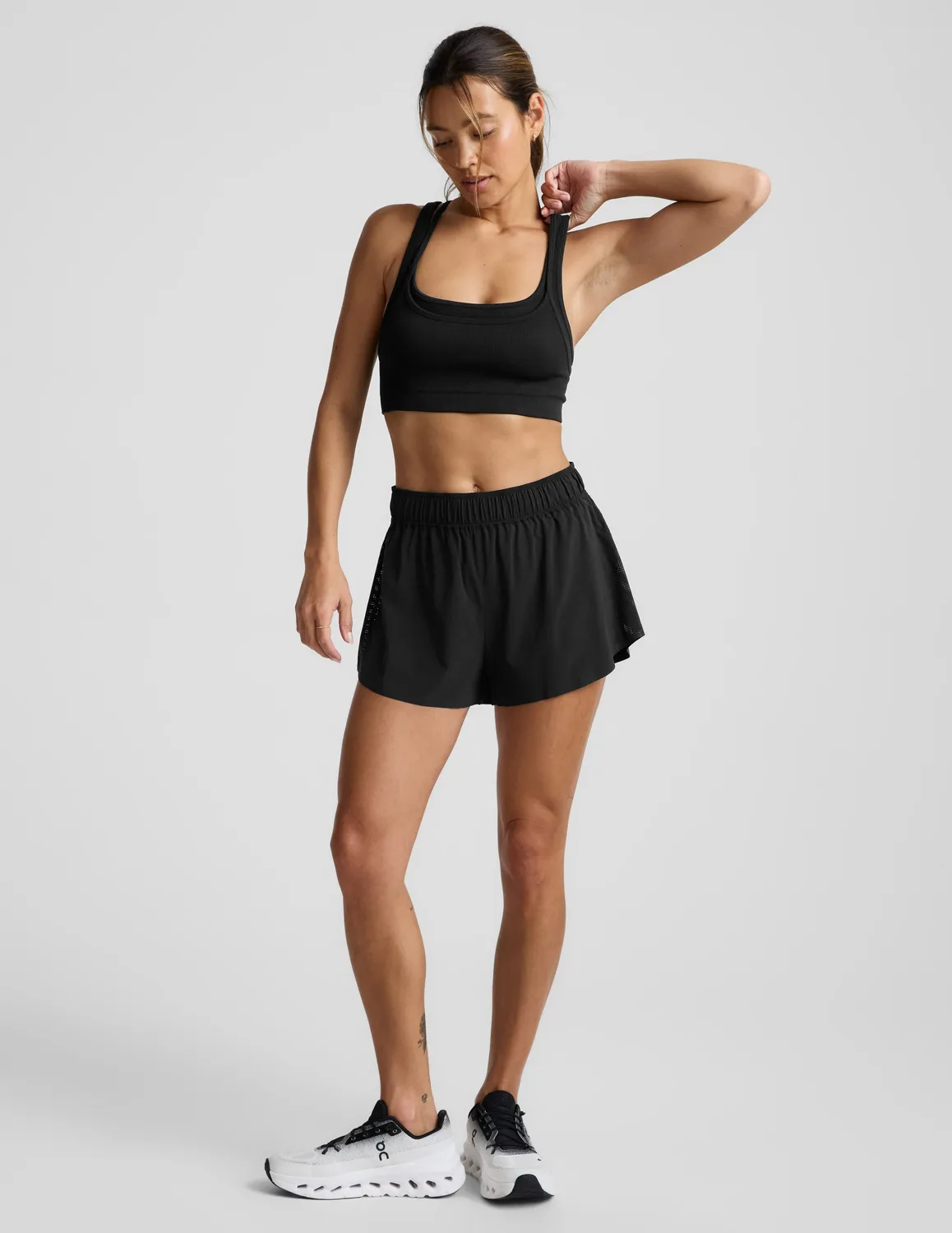 Beyond Yoga Seamless Moves Layered Bra sportbh Svart sömlös