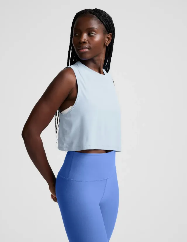 Beyond Yoga Featherweight Minimal Cropped Tank linne Morning Sky Blue luftig