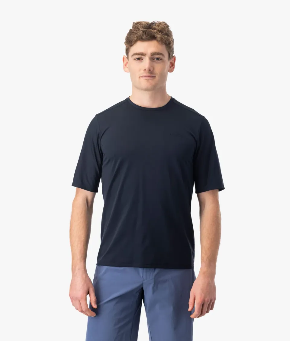 7MESH Atlas Short Sleeve cykeltröja svart UPF 30+
