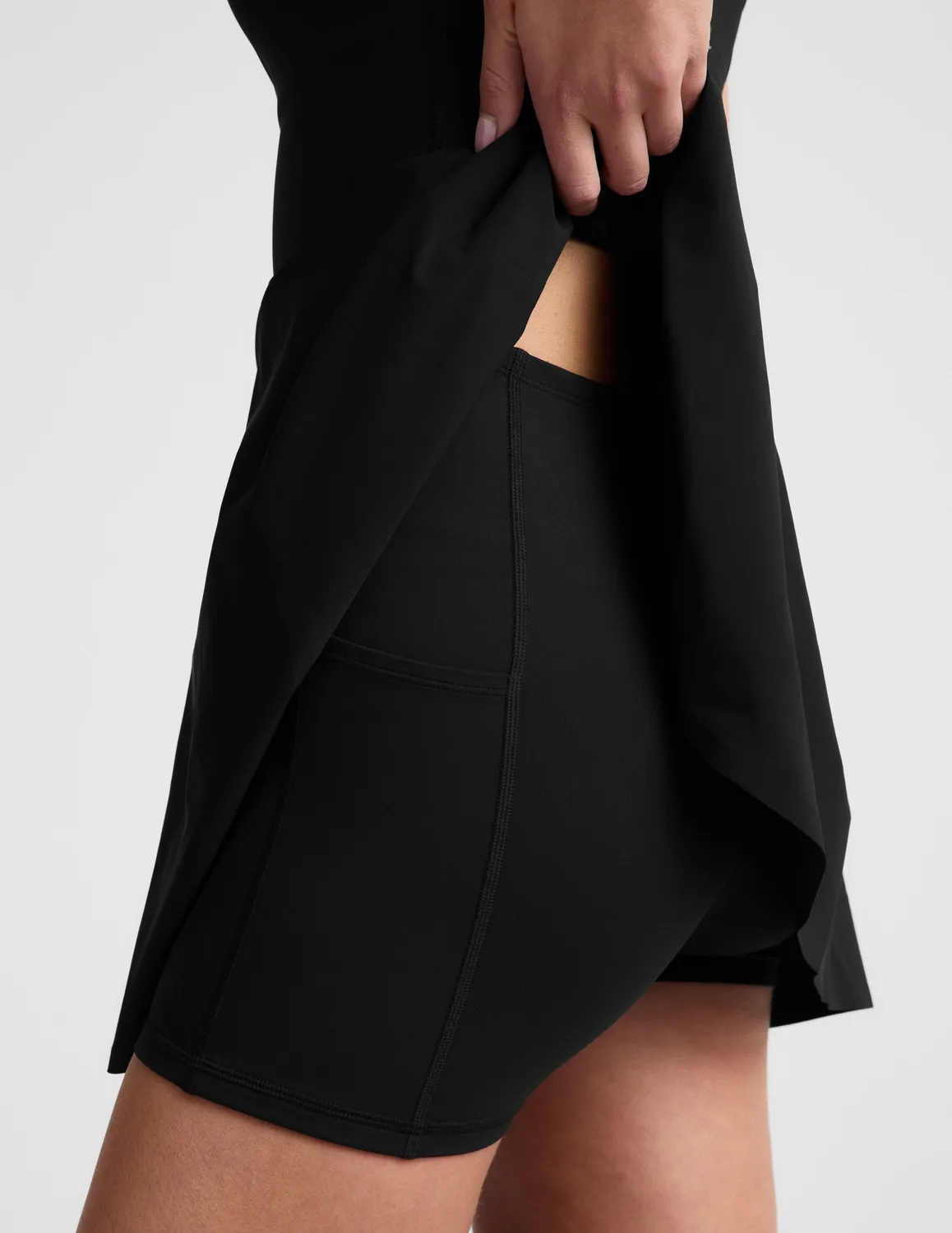 Beyond Yoga You're A Force Dress träningsklänning svart shorts