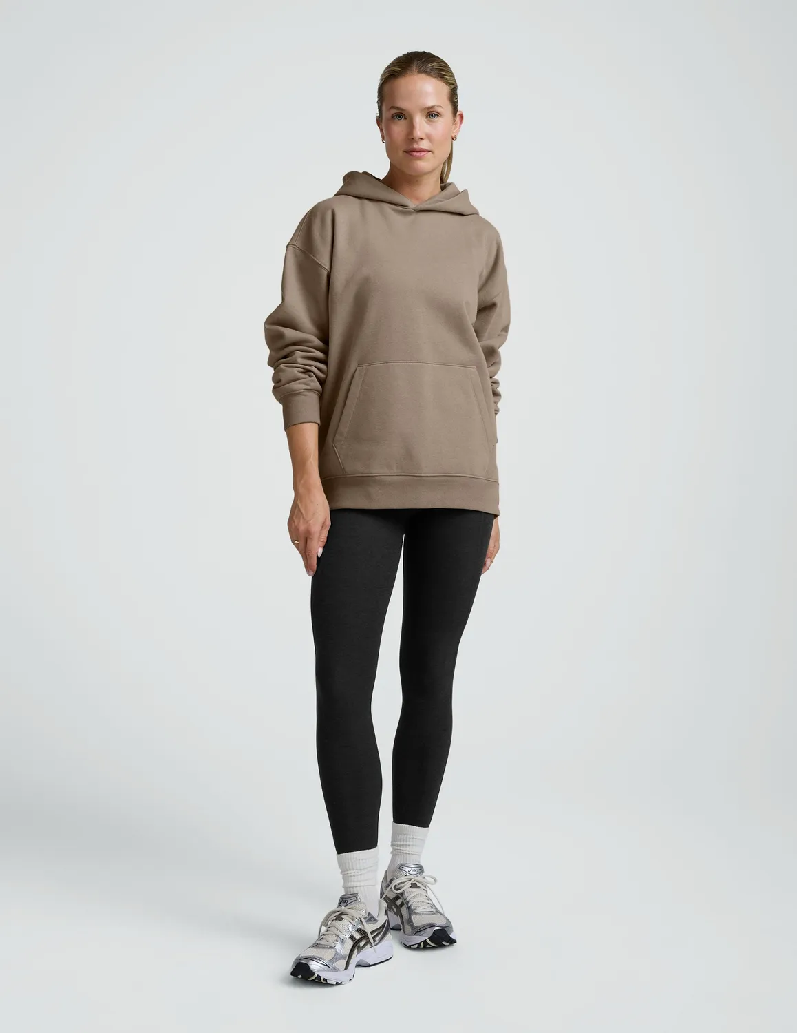 Beyond Yoga LuxeFleece Classic hoodie mushroom varm