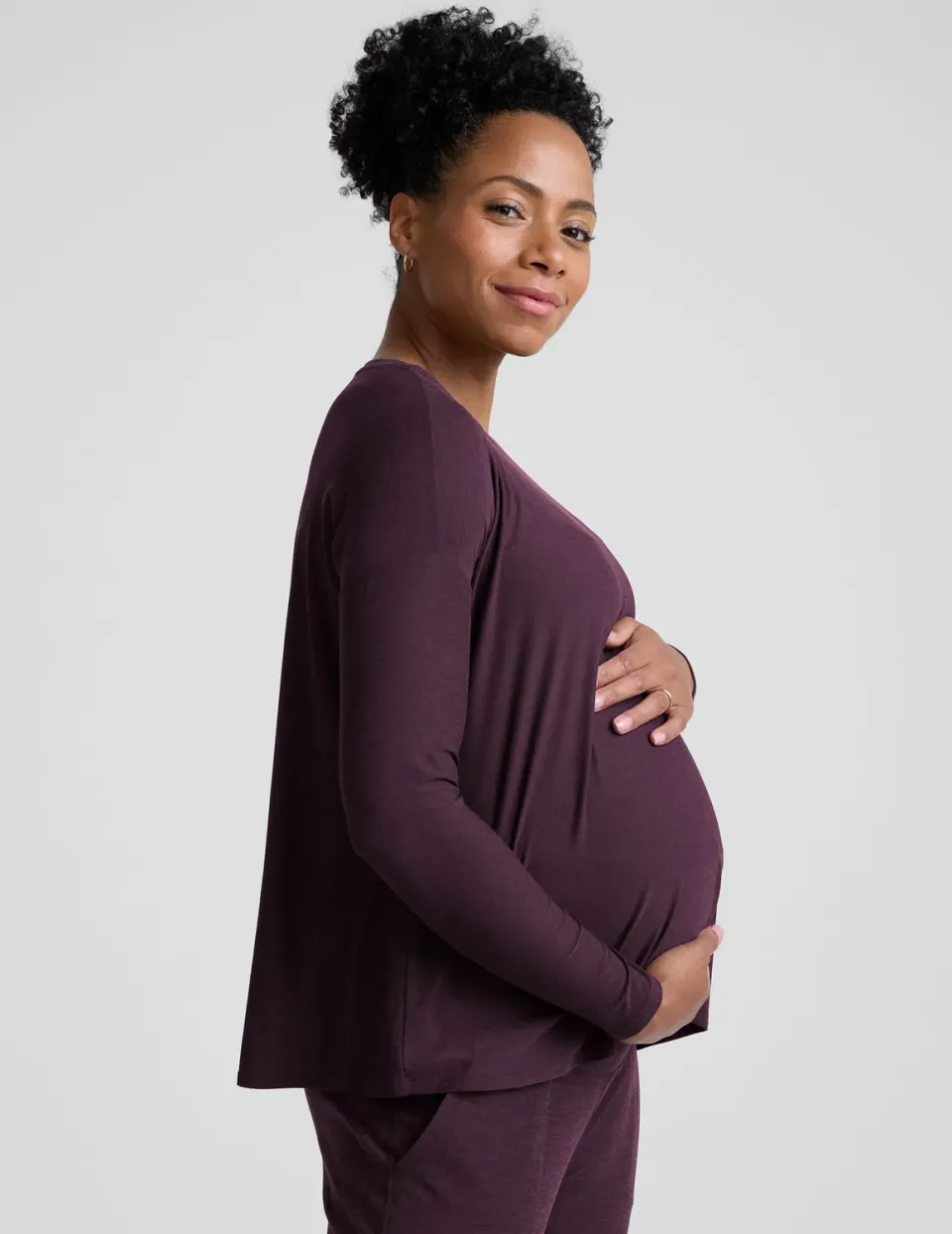 Beyond Yoga Featherweight Feels Like Home mamatröja Eggplant Purple amningsvänlig