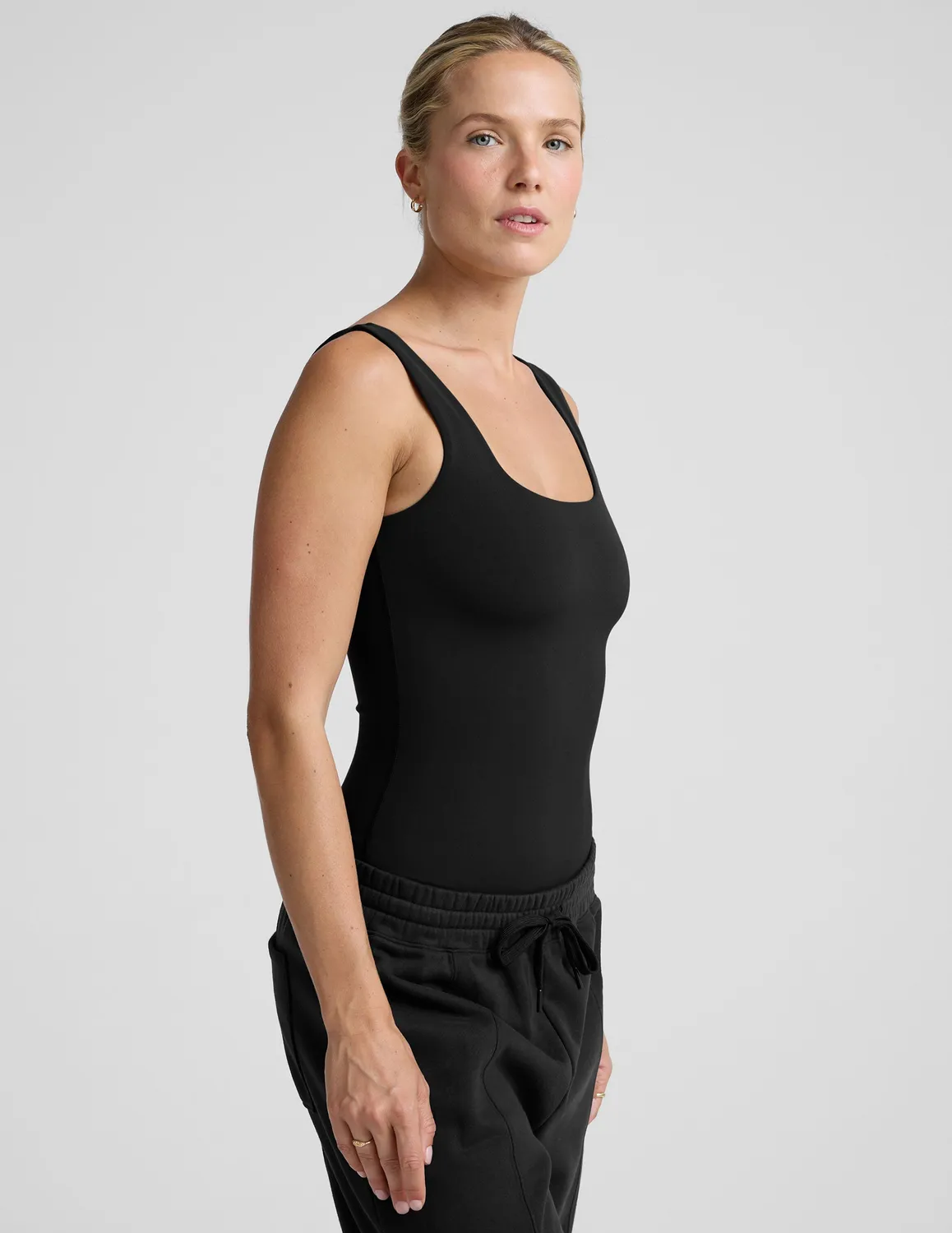 Beyond Yoga Base Tank Bodysuit body svart tight