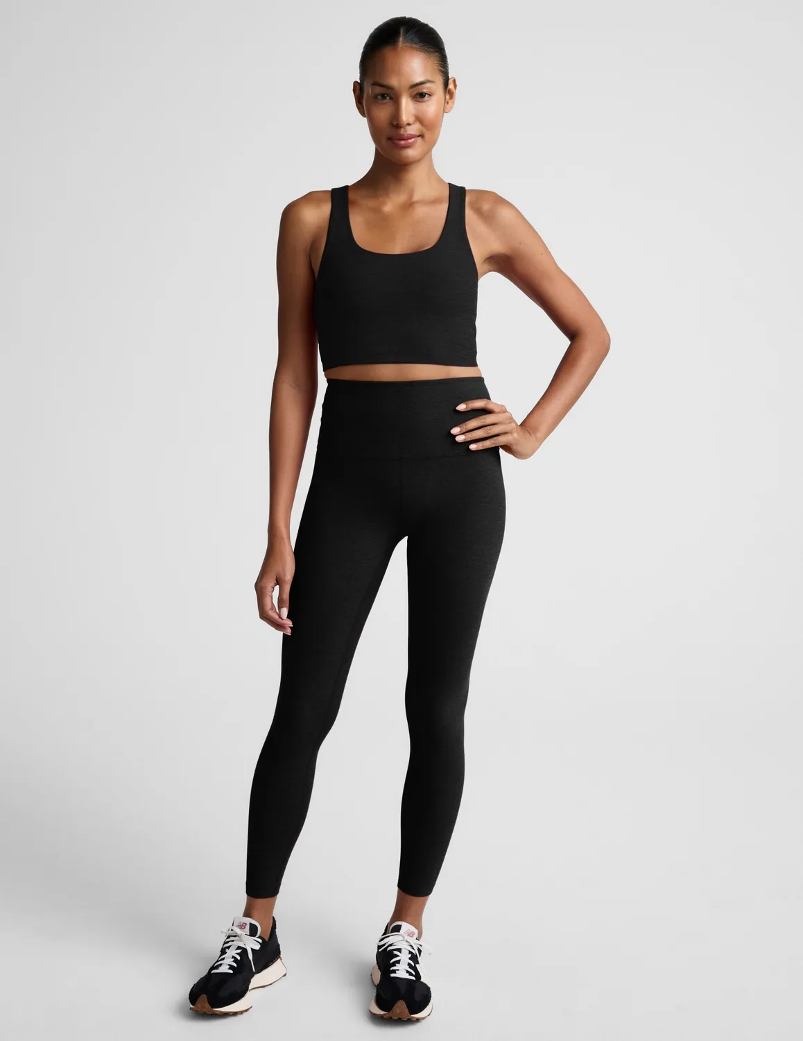 Beyond Yoga Spacedye Twister Cropped Tank träningstopp Darkest Night stöd