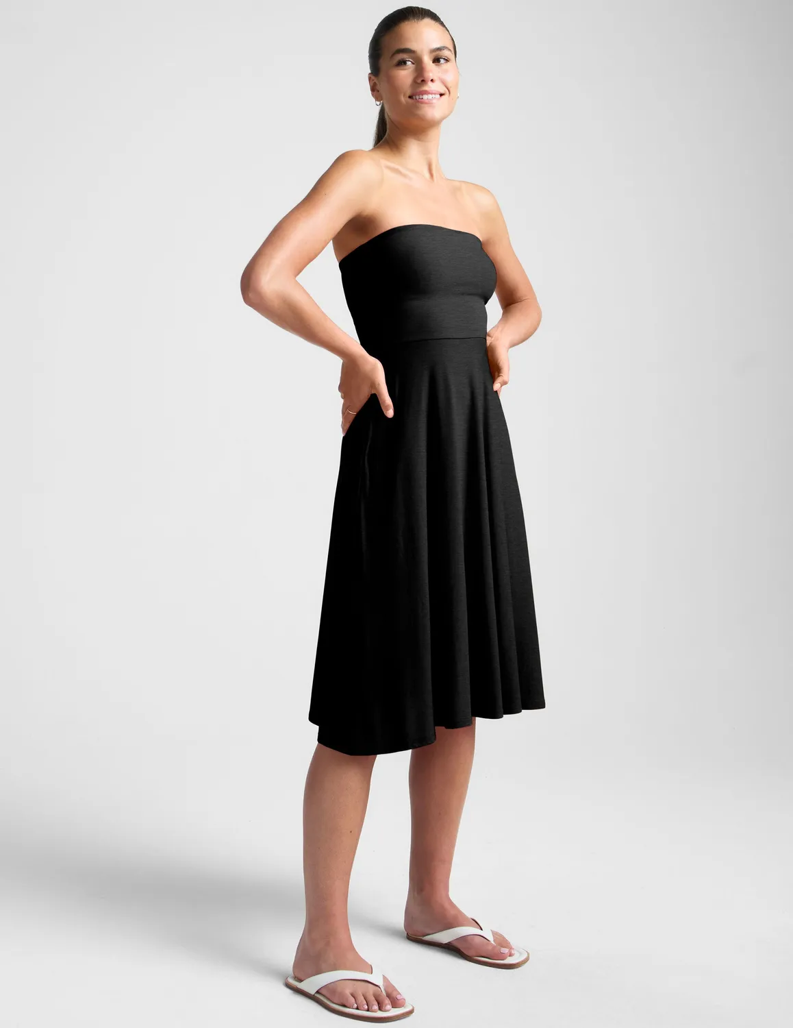 Beyond Yoga Featherweight Strapless klänning Darkest Night bh