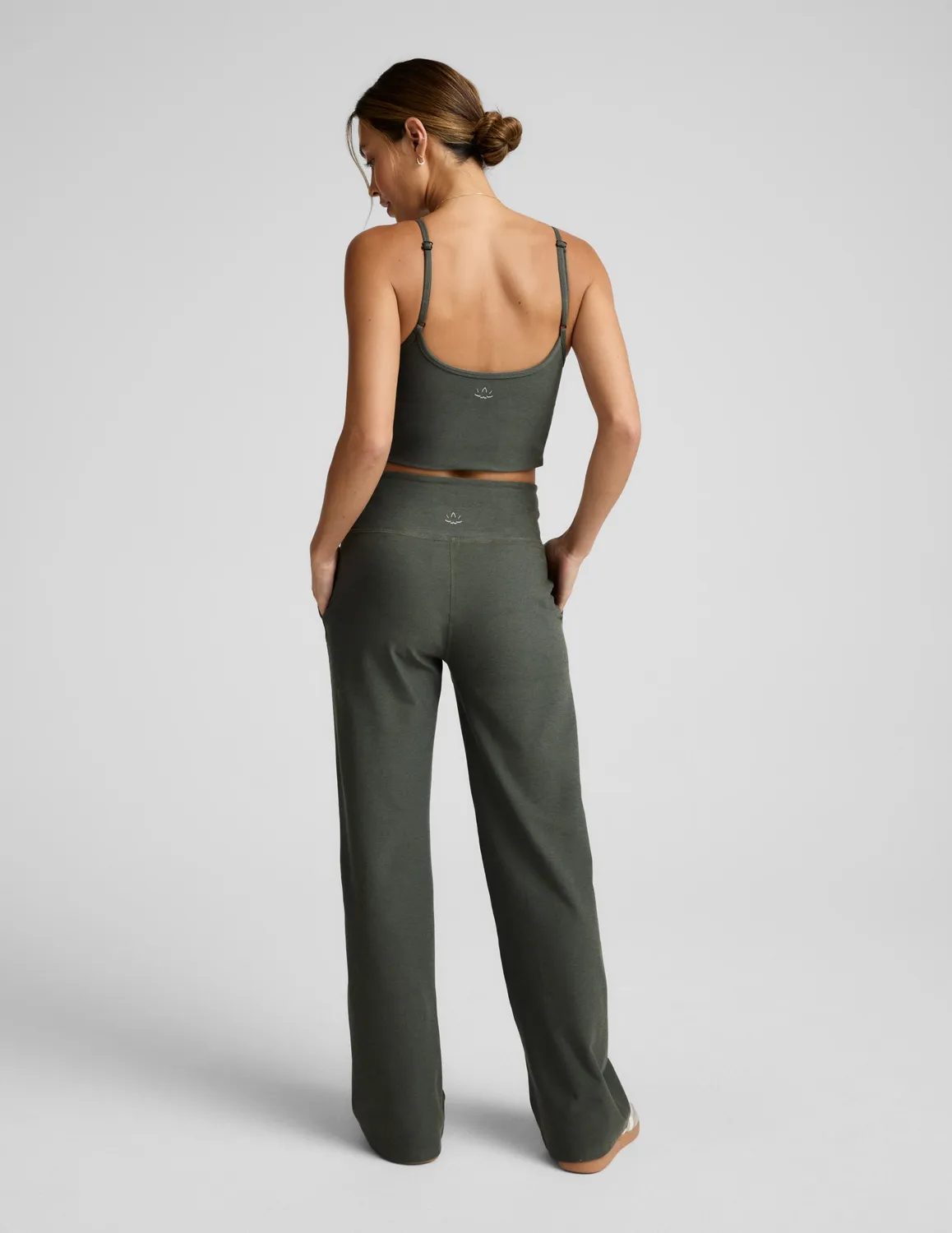 Beyond Yoga Spacedye Laid Back Wide Leg Pant 31 byxor Dusty Forest