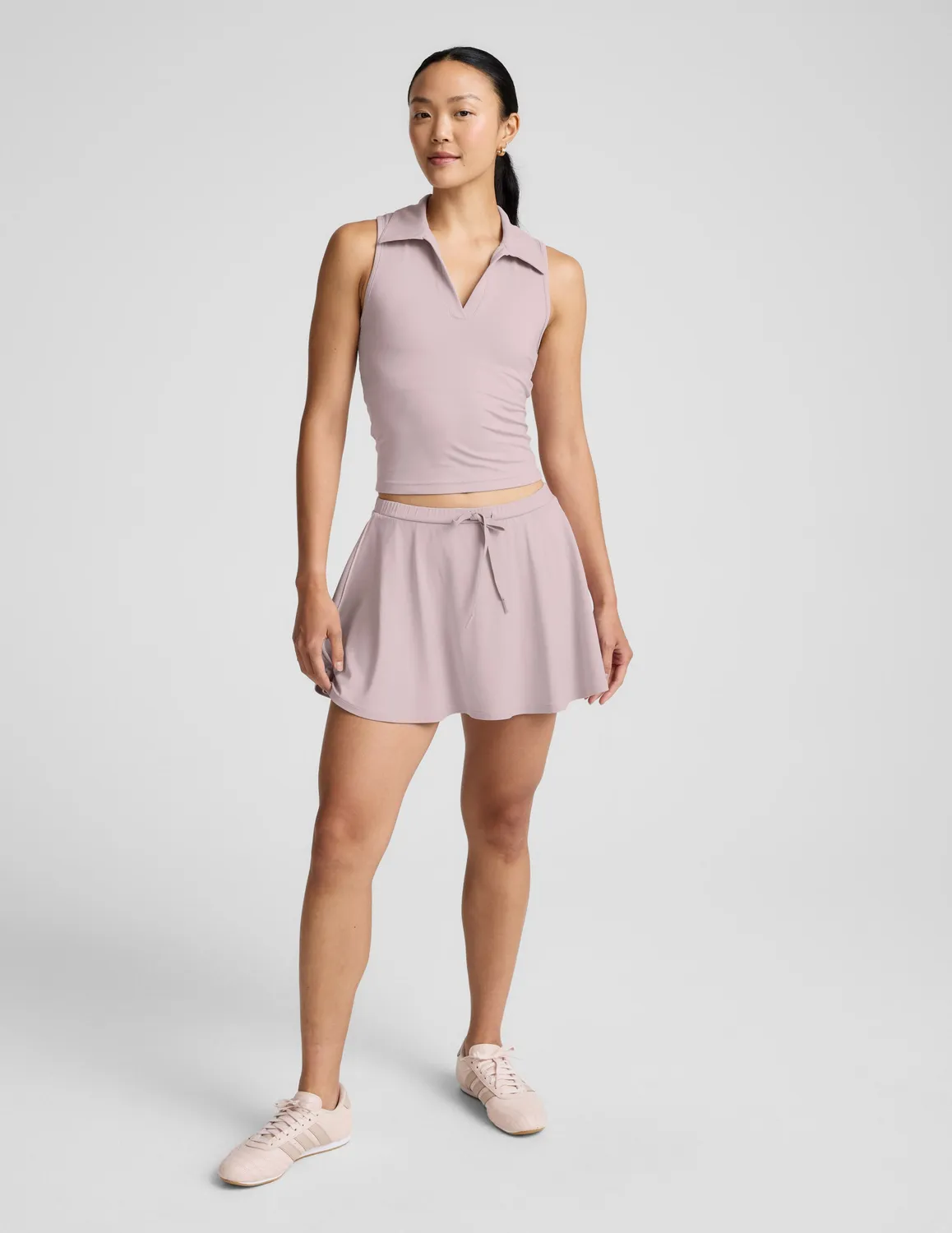 Beyond Yoga Sport Active Polo Tank linne Blush Blooms inbyggd BH