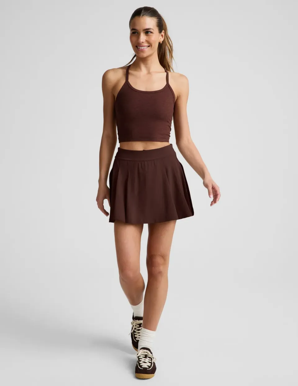 Beyond Yoga Score Pleated tenniskjol iced mocha mini