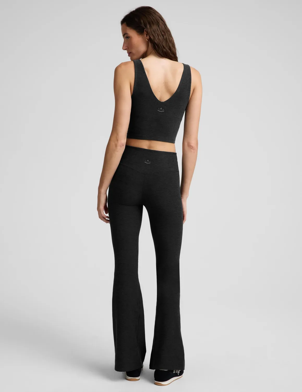 Beyond Yoga Spacedye Mid-Rise Bootcut Pant yogabyxor Darkest Night mjuk
