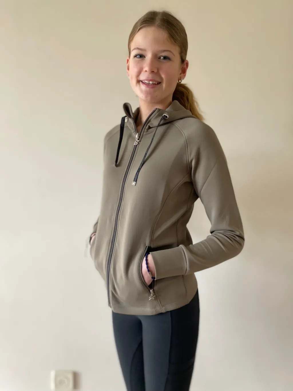 ZacZess Brooklyn Black hoodie svart vindavvisande