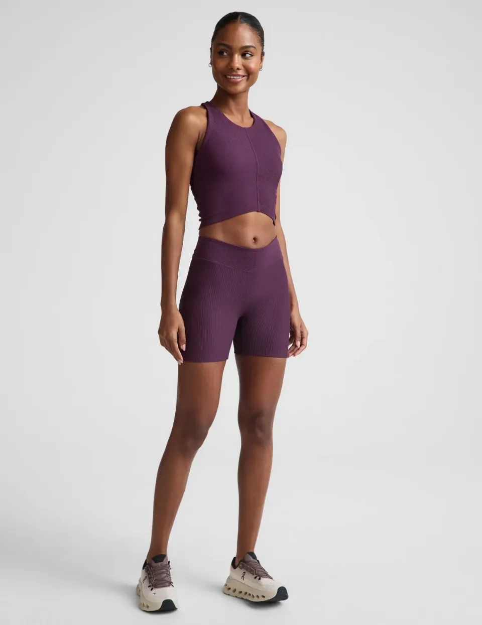 Beyond Yoga Impulse Ribbed V-Waist 5" Biker Short shorts Brilliant Blackberry ribb
