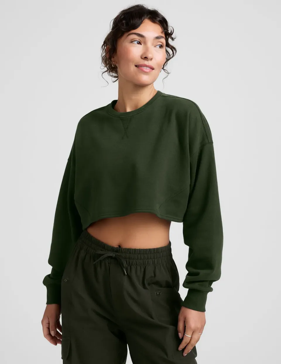 Beyond Yoga LuxeFleece Cropped Sweatshirt tröja Dark Olive