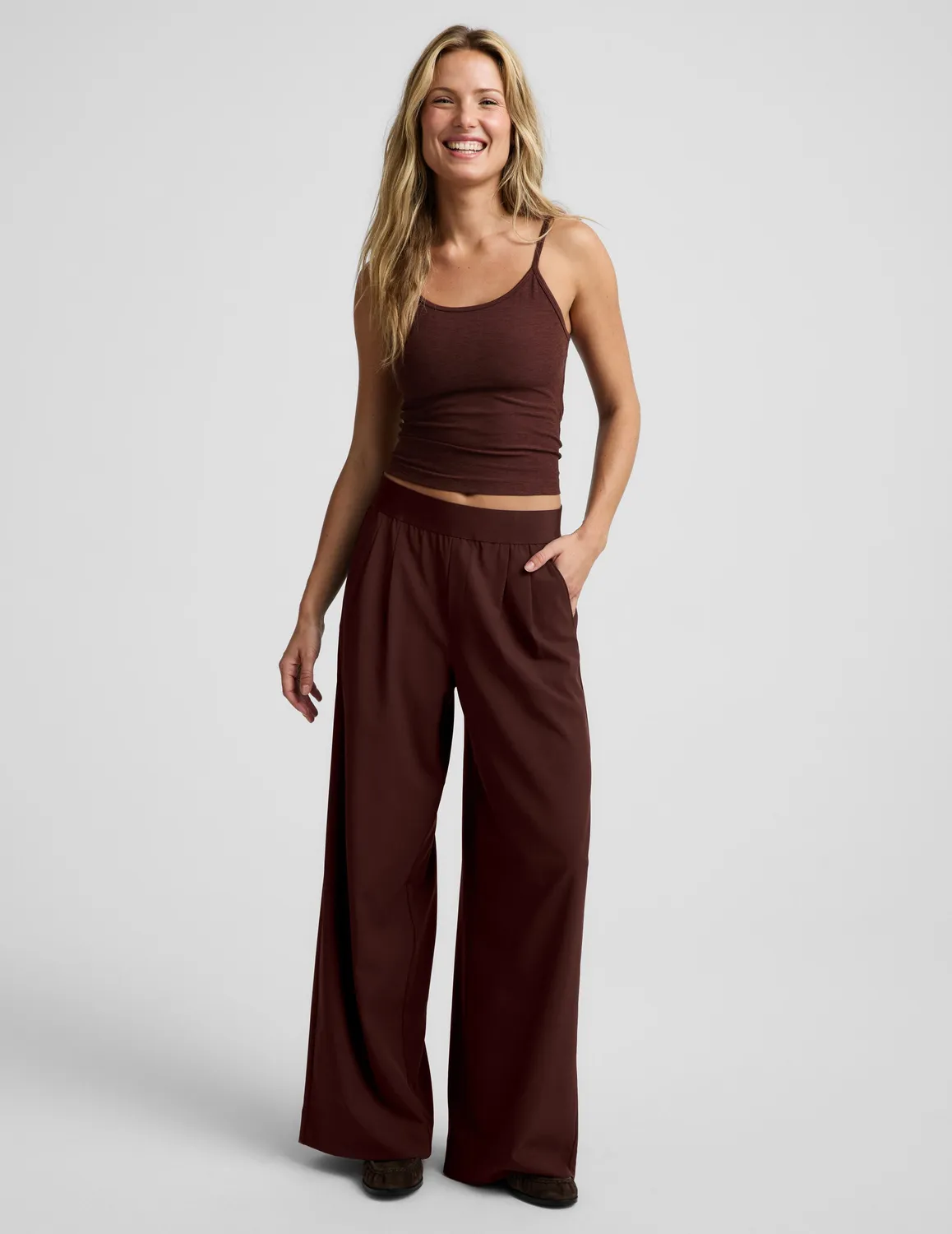 Beyond Yoga Elasticated Wide Leg Pant 29" byxor Iced Mocha vida