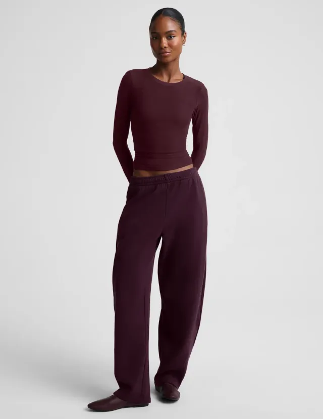 Beyond Yoga LuxeFleece 2.0 Barrel Leg mjukisbyxor cabernet bomull