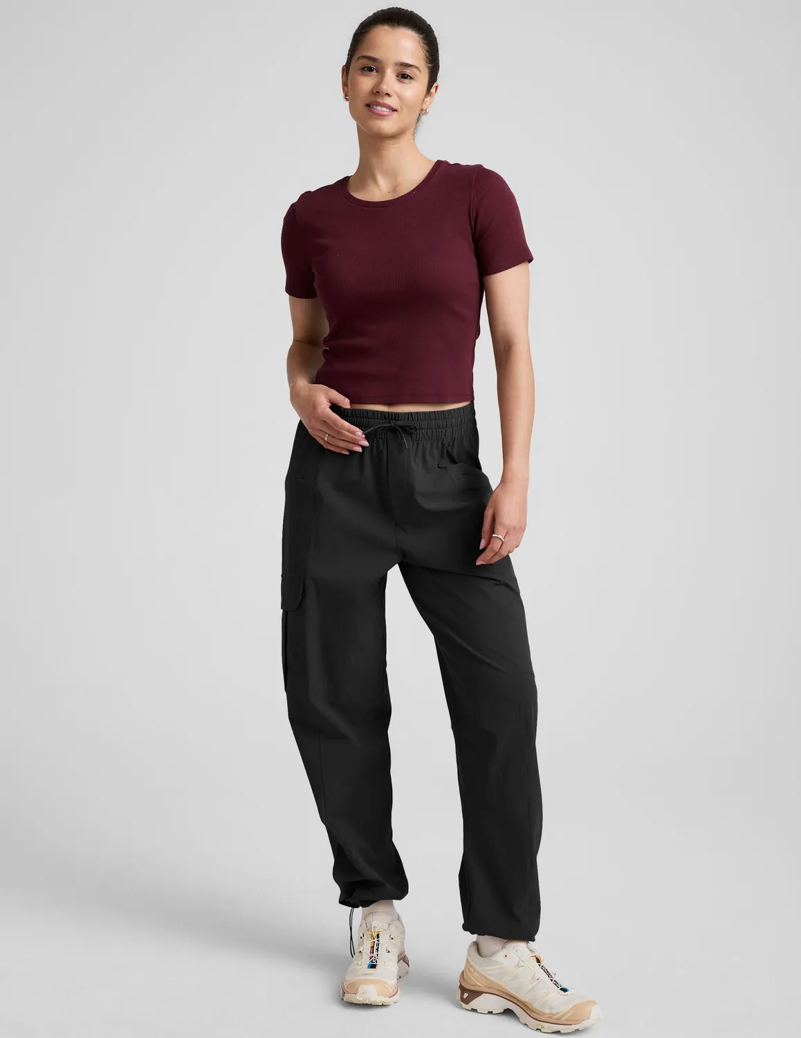Beyond Yoga Rib Baby Tee t-shirt Dark Cherry vinröd