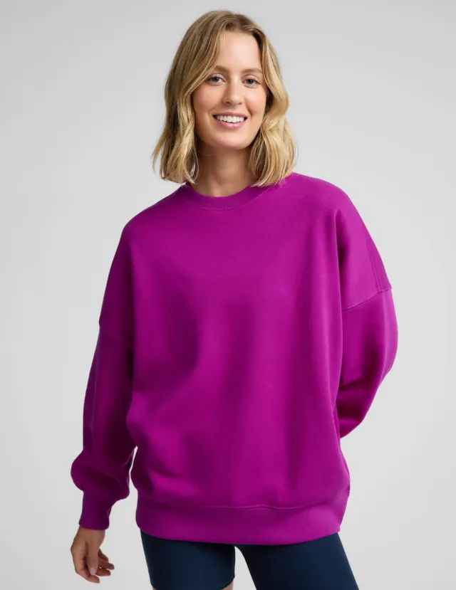 Beyond Yoga LuxeFleece 2.0 Oversized Crewneck sweatshirt Berry Bliss