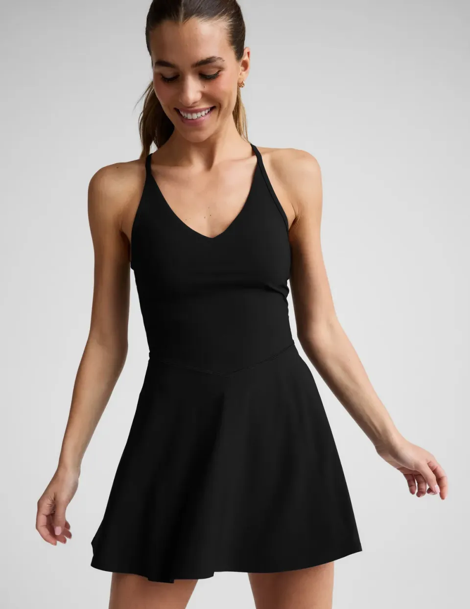 Beyond Yoga You're A Force Dress träningsklänning svart shorts